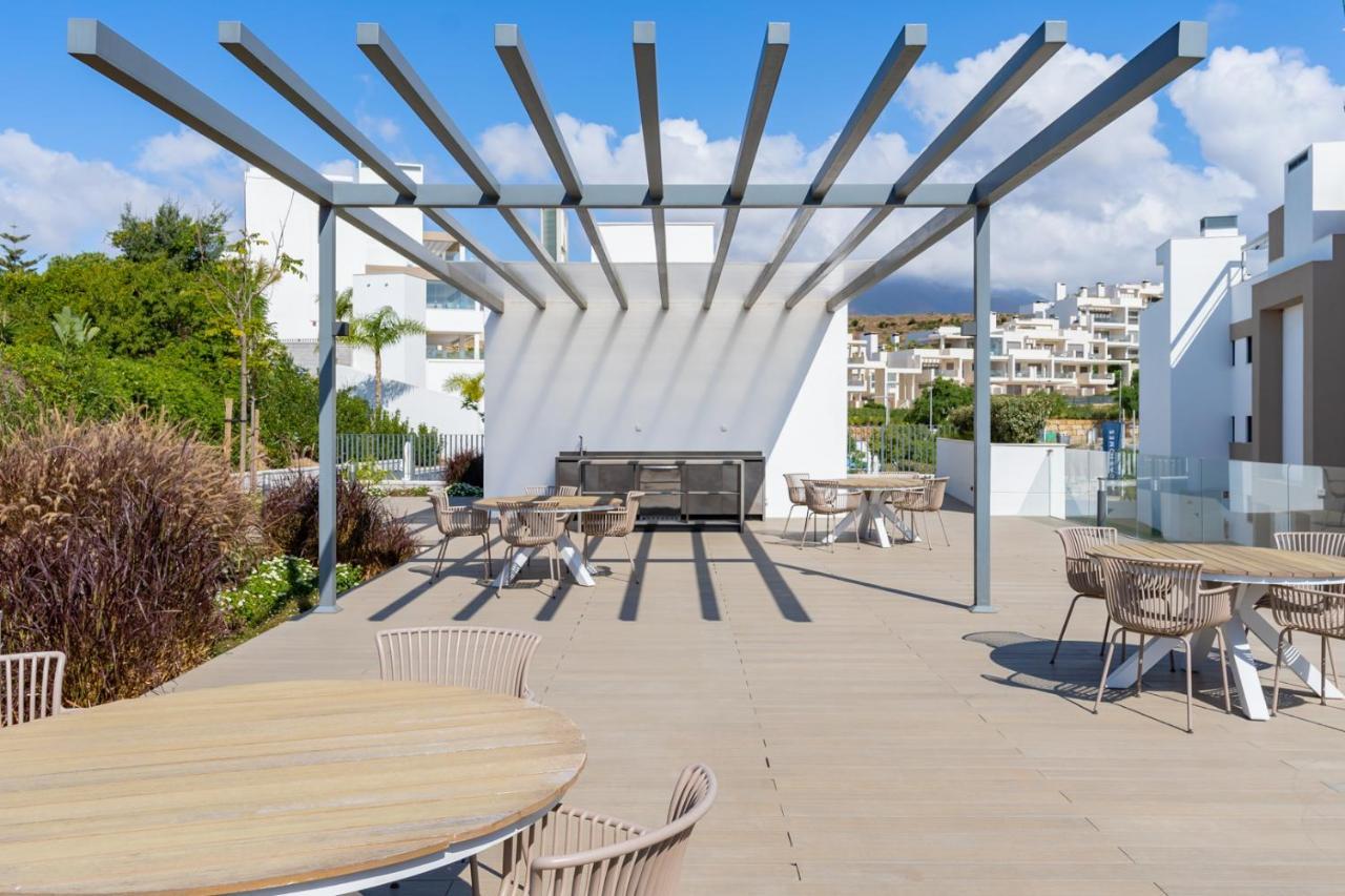 Cosy And Centrally Located Apartment In Estepona Eksteriør bilde