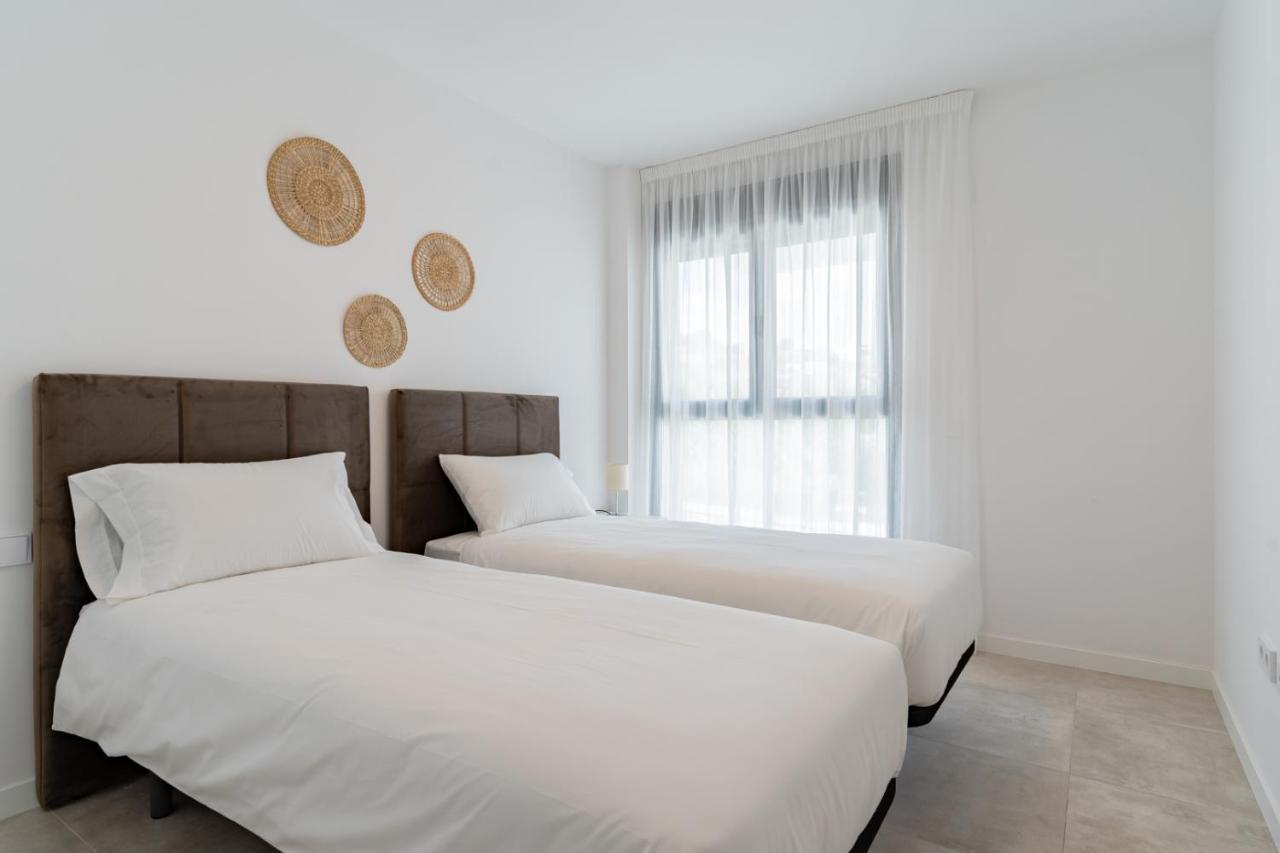 Cosy And Centrally Located Apartment In Estepona Eksteriør bilde