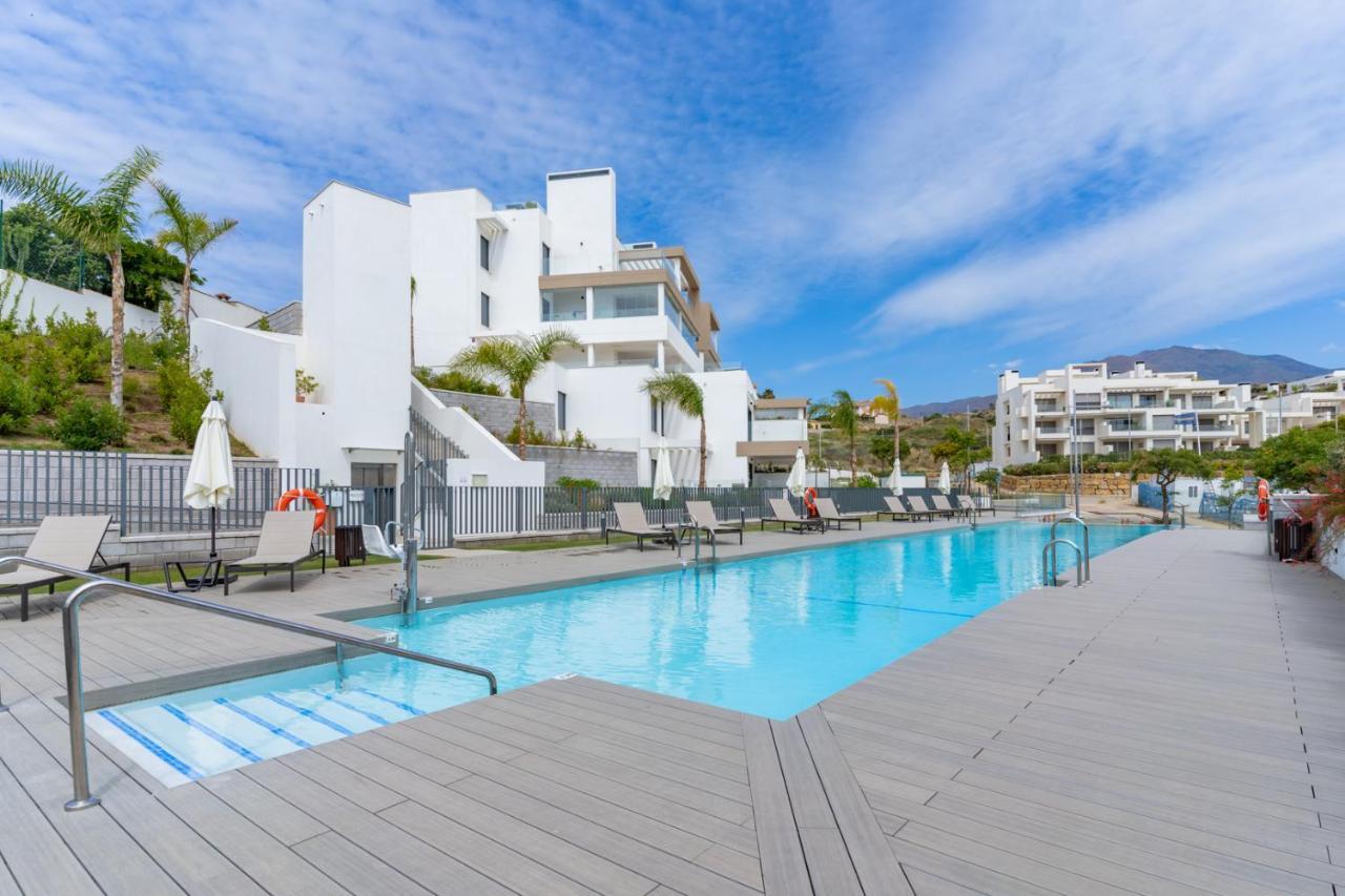 Cosy And Centrally Located Apartment In Estepona Eksteriør bilde