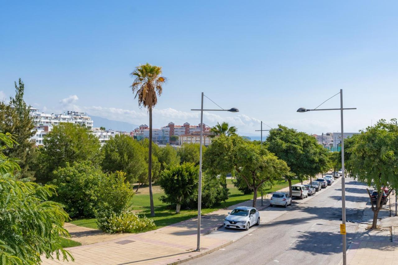 Cosy And Centrally Located Apartment In Estepona Eksteriør bilde