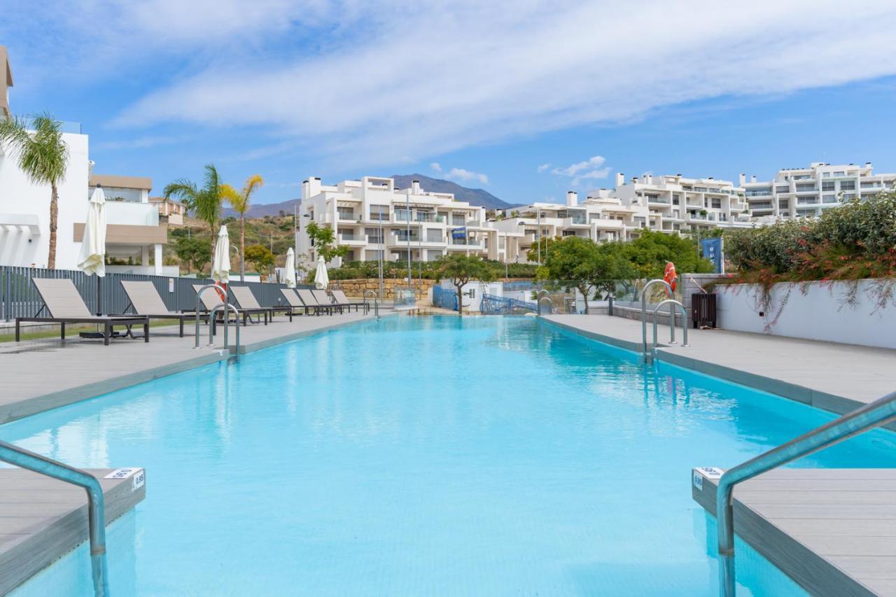 Cosy And Centrally Located Apartment In Estepona Eksteriør bilde