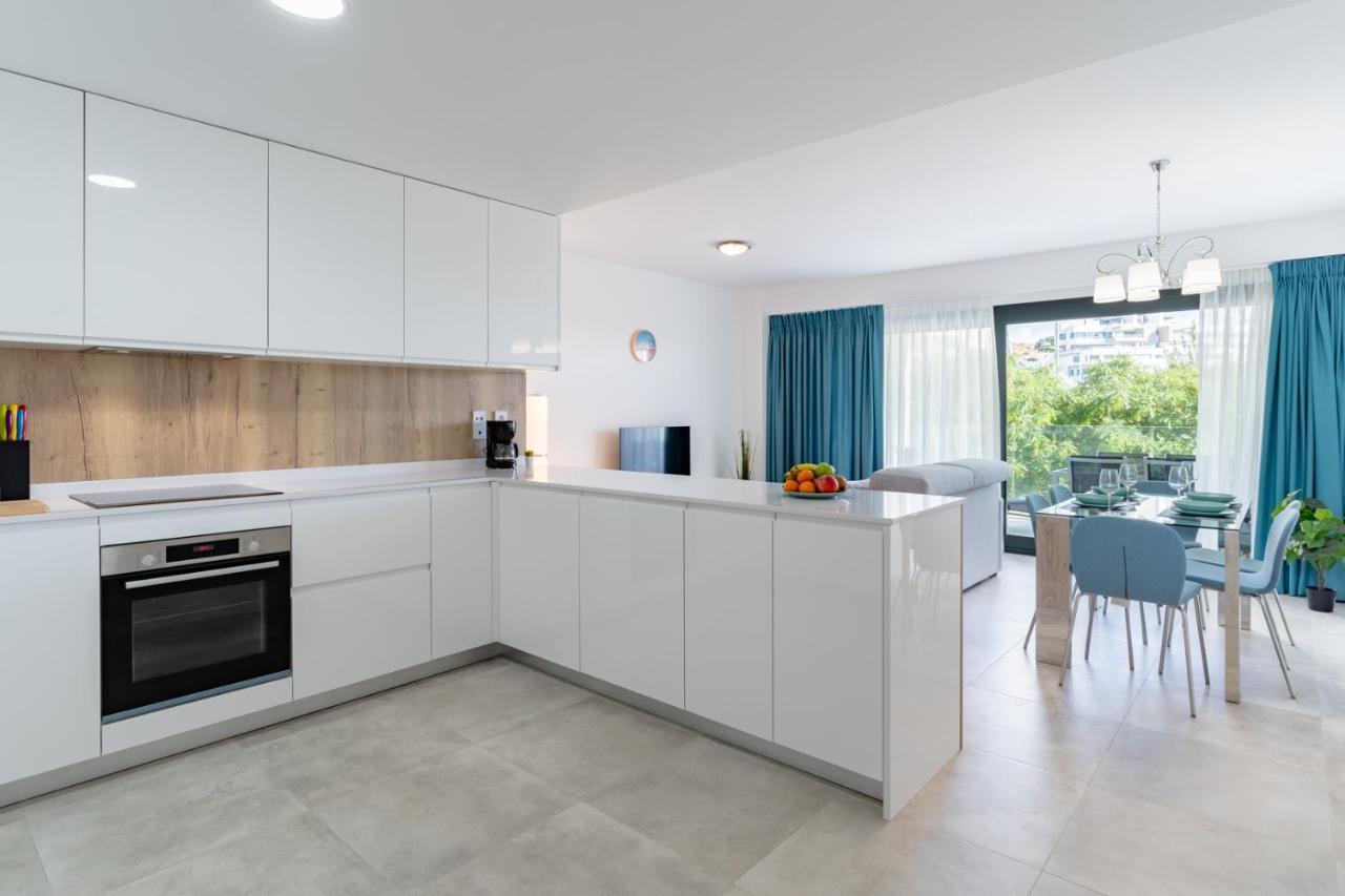 Cosy And Centrally Located Apartment In Estepona Eksteriør bilde